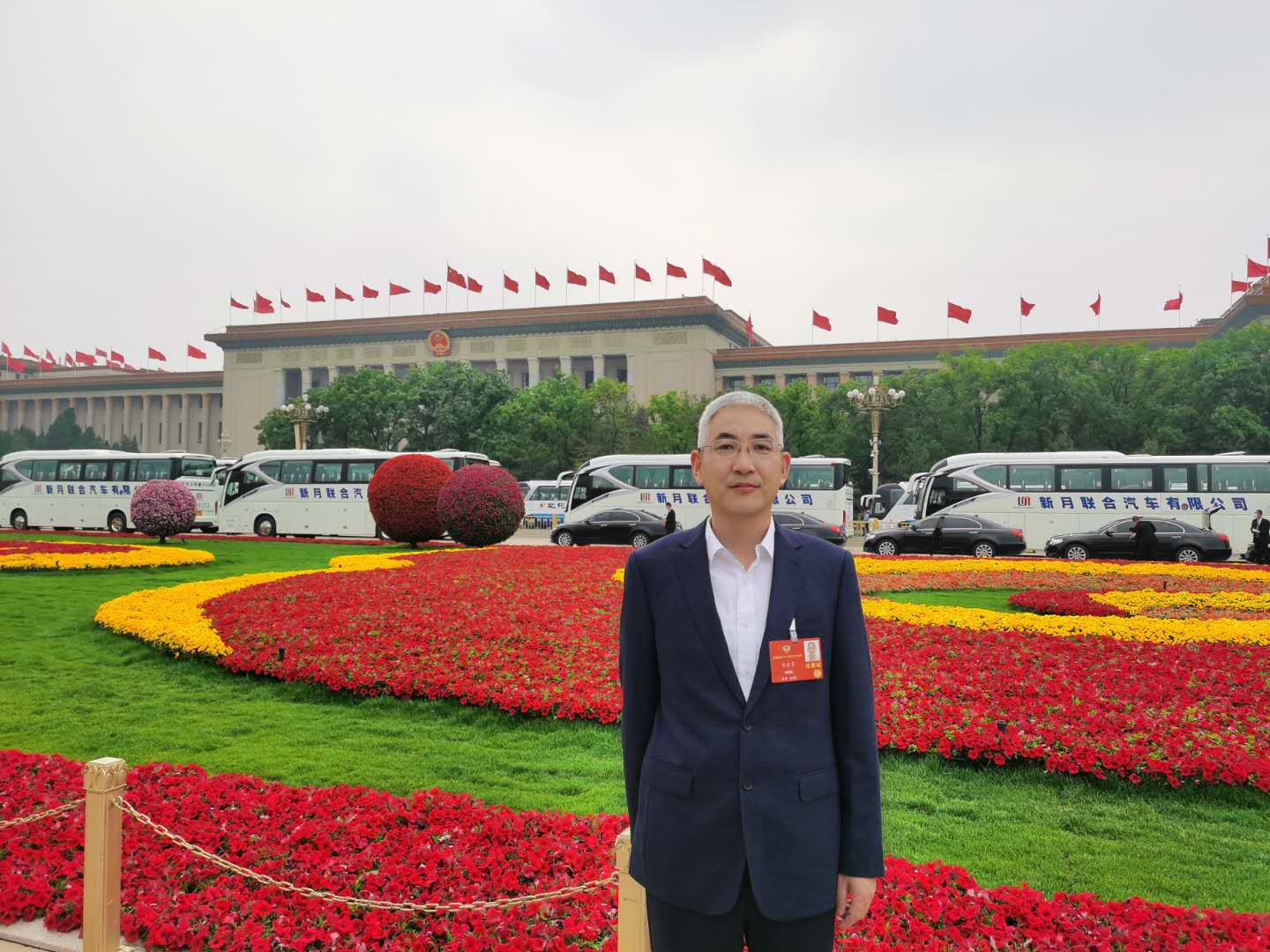 8.全国政协委员、易游（中国）<head>洪都副总工程师崔彦勇